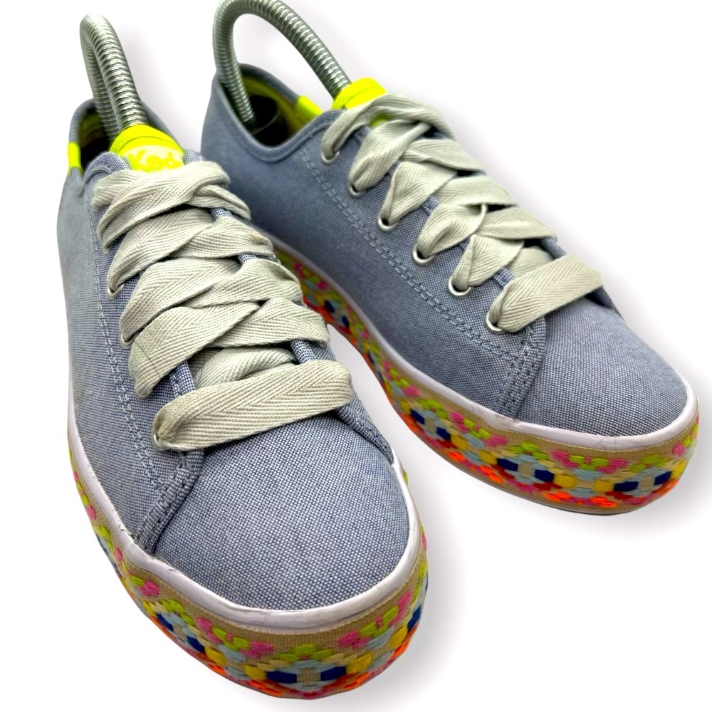Women’s Ked’s canvas embroidered boat shoes